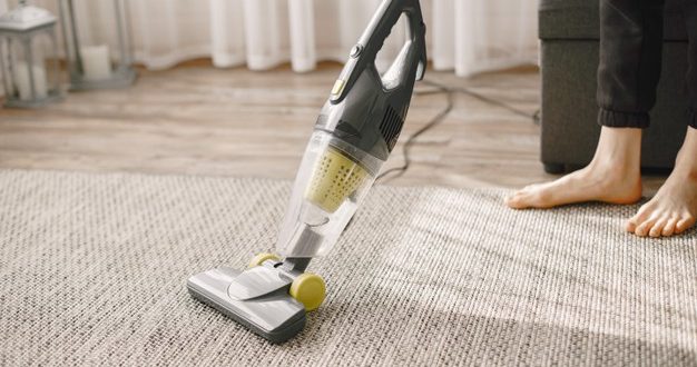 cara Membersihkan karpet yang baik